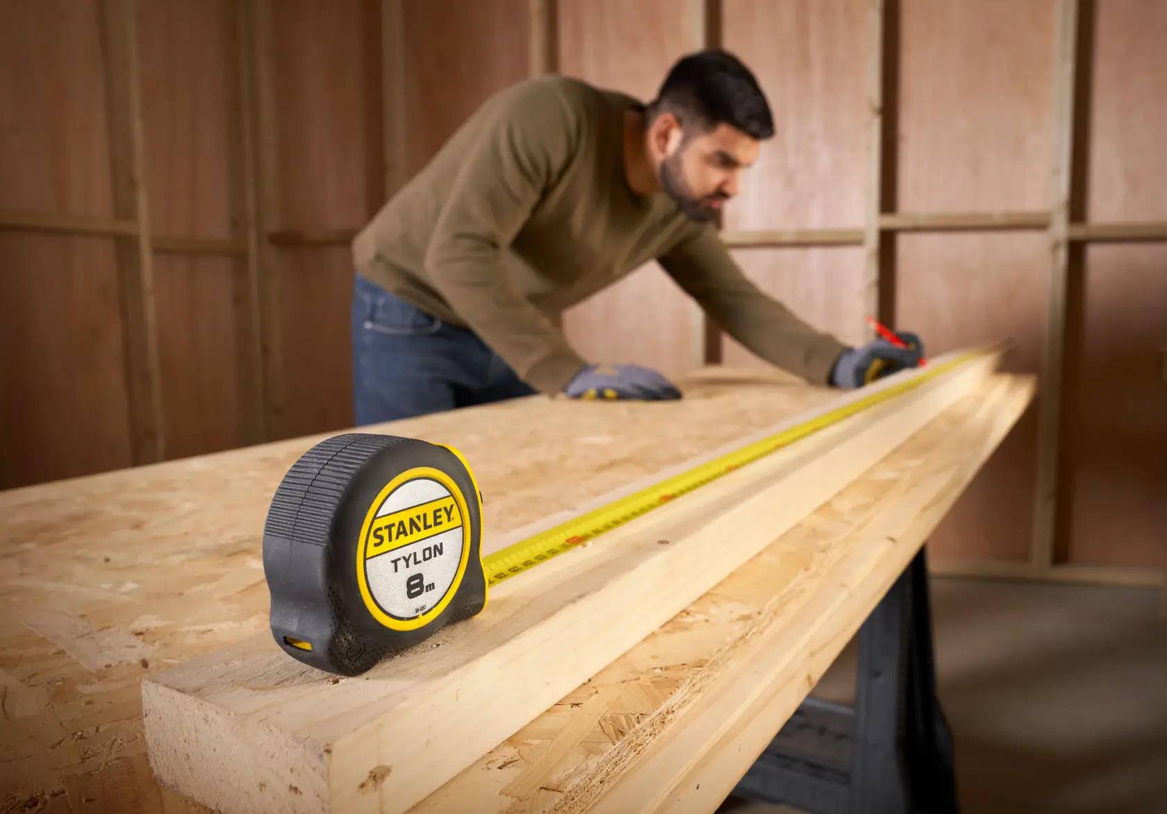 STANLEY® Tylon™ 8M (25mm wide) Tape Measure