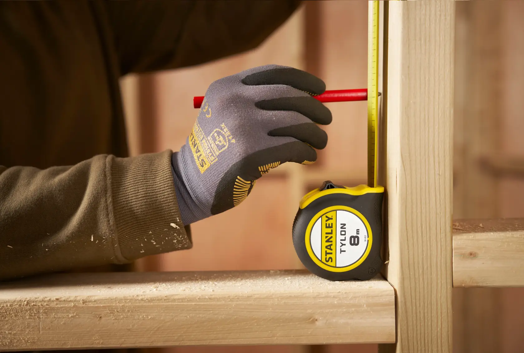 STANLEY® Tylon™ 8M (25mm wide) Tape Measure