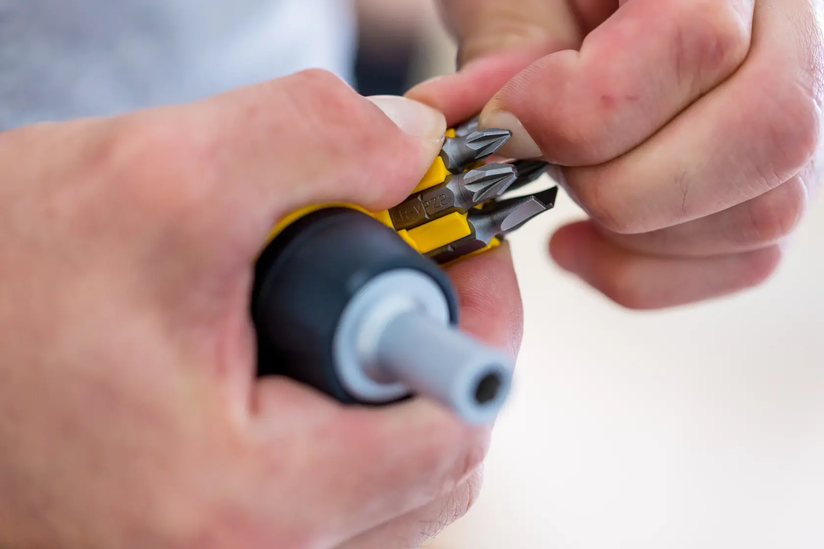 Tournevis boule à cliquet, multi-embouts, STANLEY®