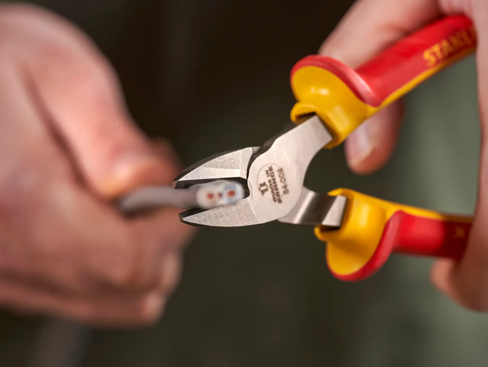 STANLEY FATMAX VDE Narrow Diagonal Plier - 160mm