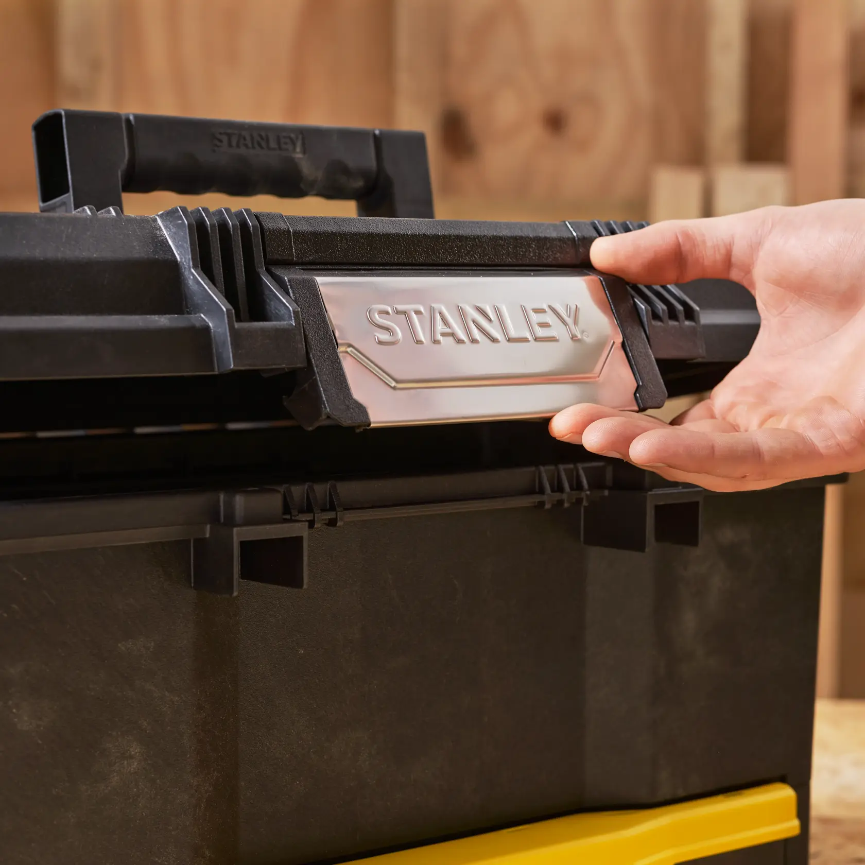 STANLEY 19 in. One-Touch Tool Box  with Drawer