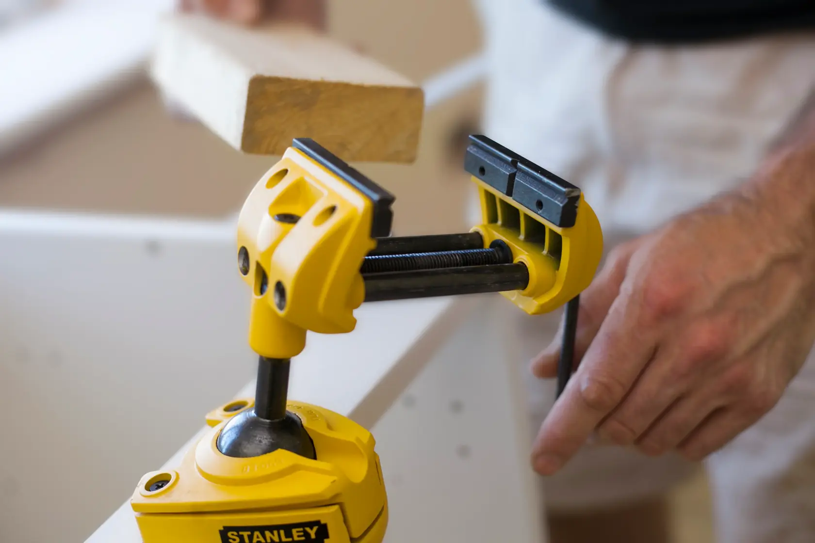 STANLEY® Étau D'établi Sur Rotule Maxsteel®