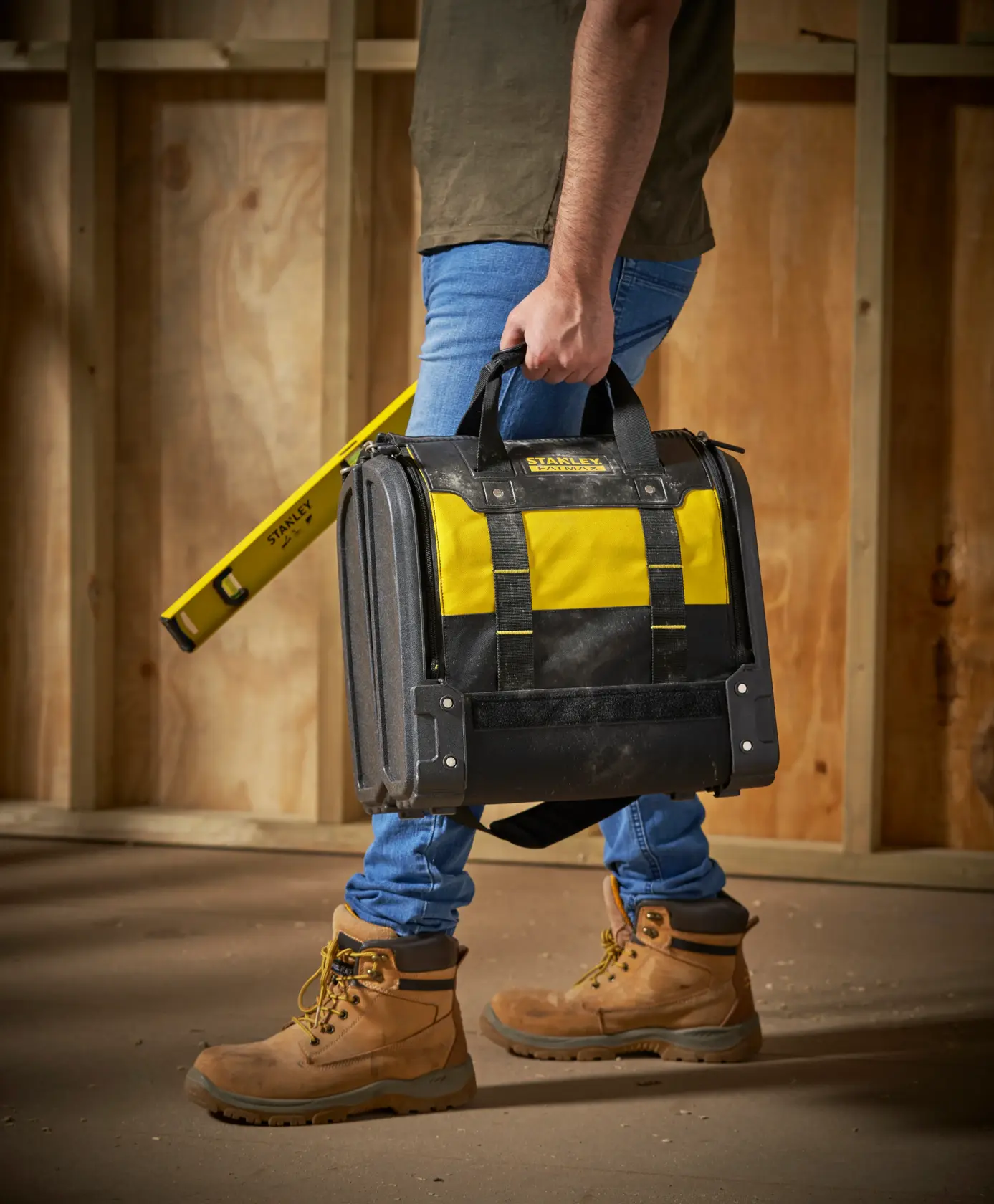 STANLEY® FATMAX® Tool Organiser Bag Application Shot