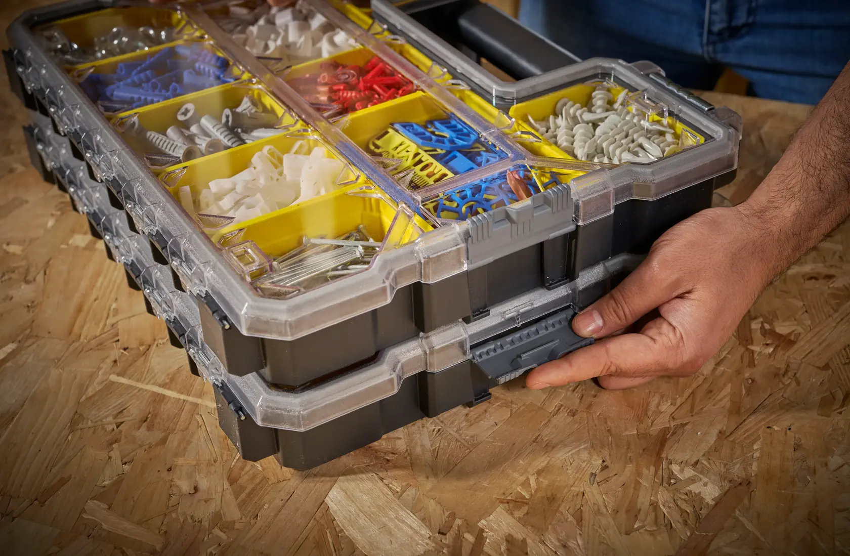 STANLEY® FATMAX® Pro Shallow Organiser with Metal Latches Application Shot