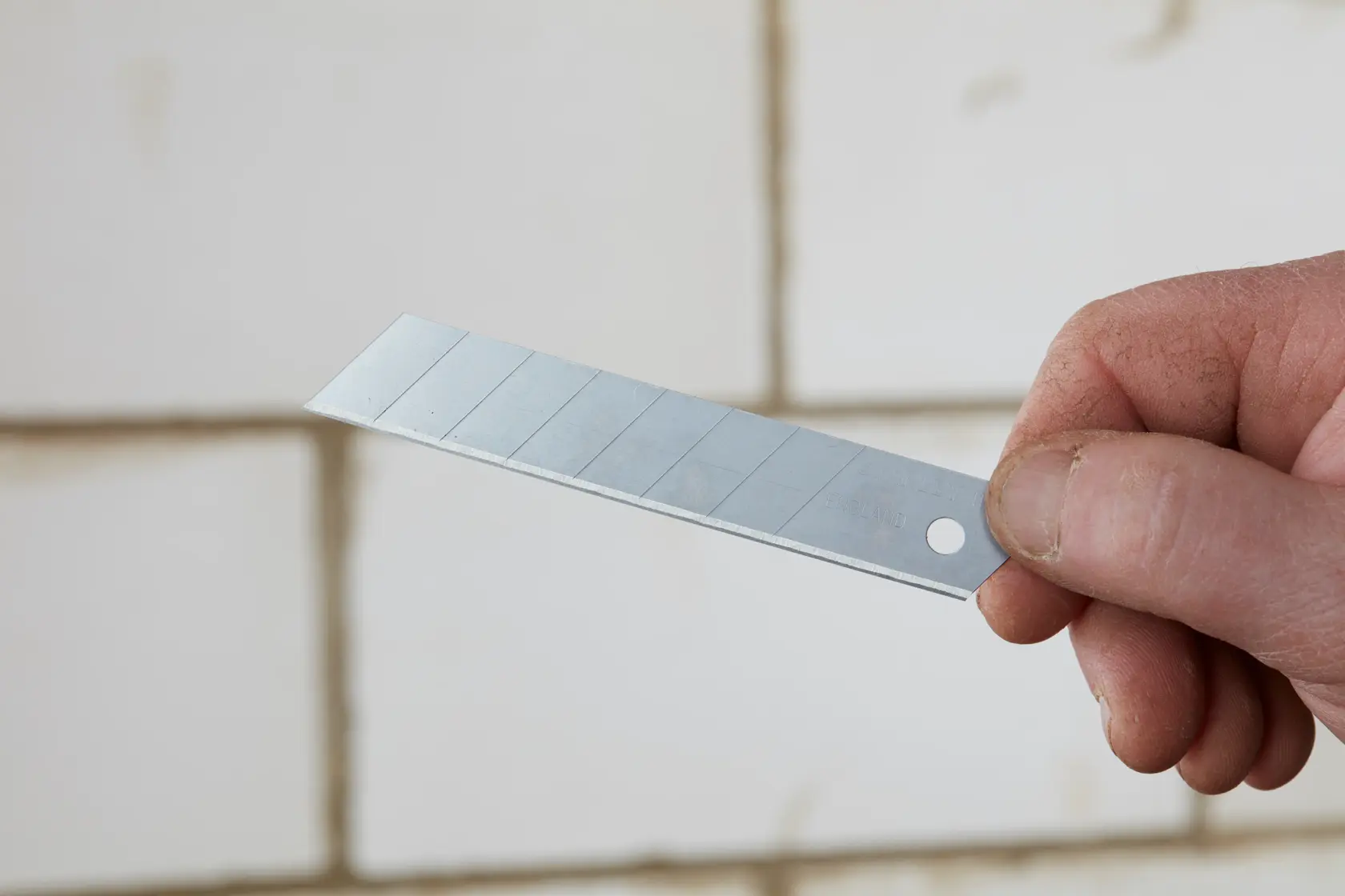 STANLEY® 18mm Snap-off Blade in Dispenser (Pack of 50)