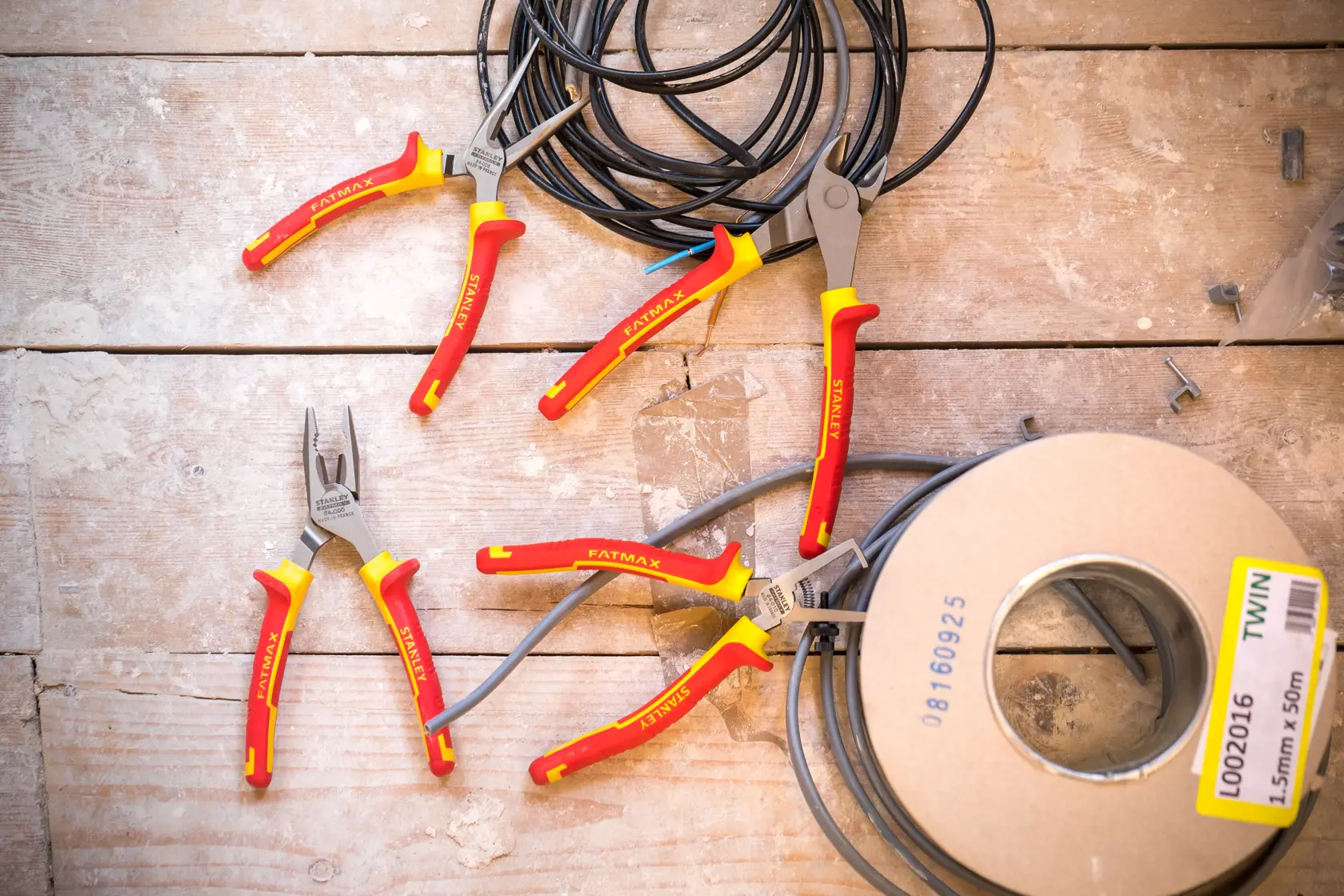 STANLEY® Jeu De Pinces Isolées 1000v , 4 Pièces