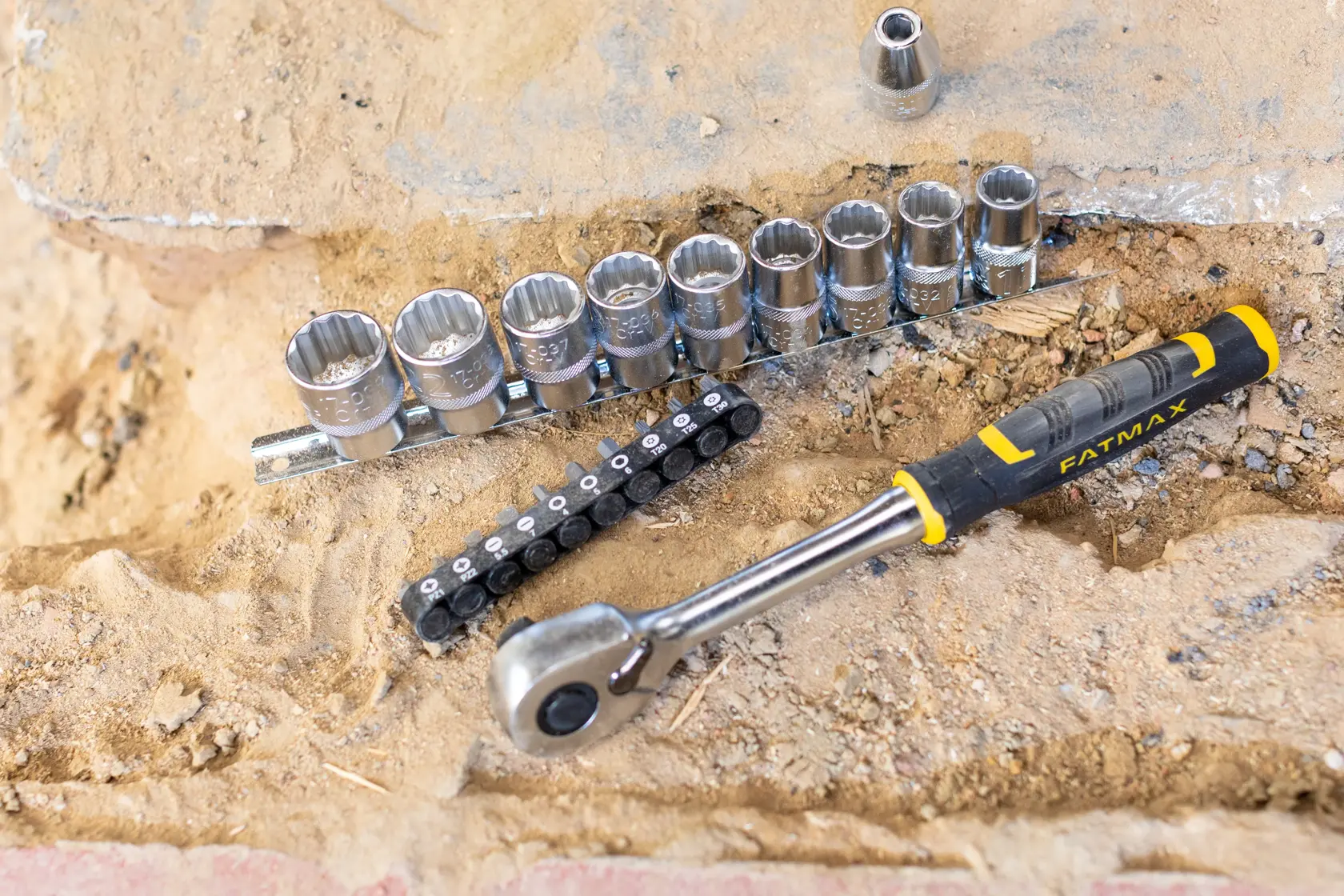 Jeu de clés à cliquet 120 dents et de douilles avec accessoires, 21 pièces 1/2'' STANLEY® FATMAX®