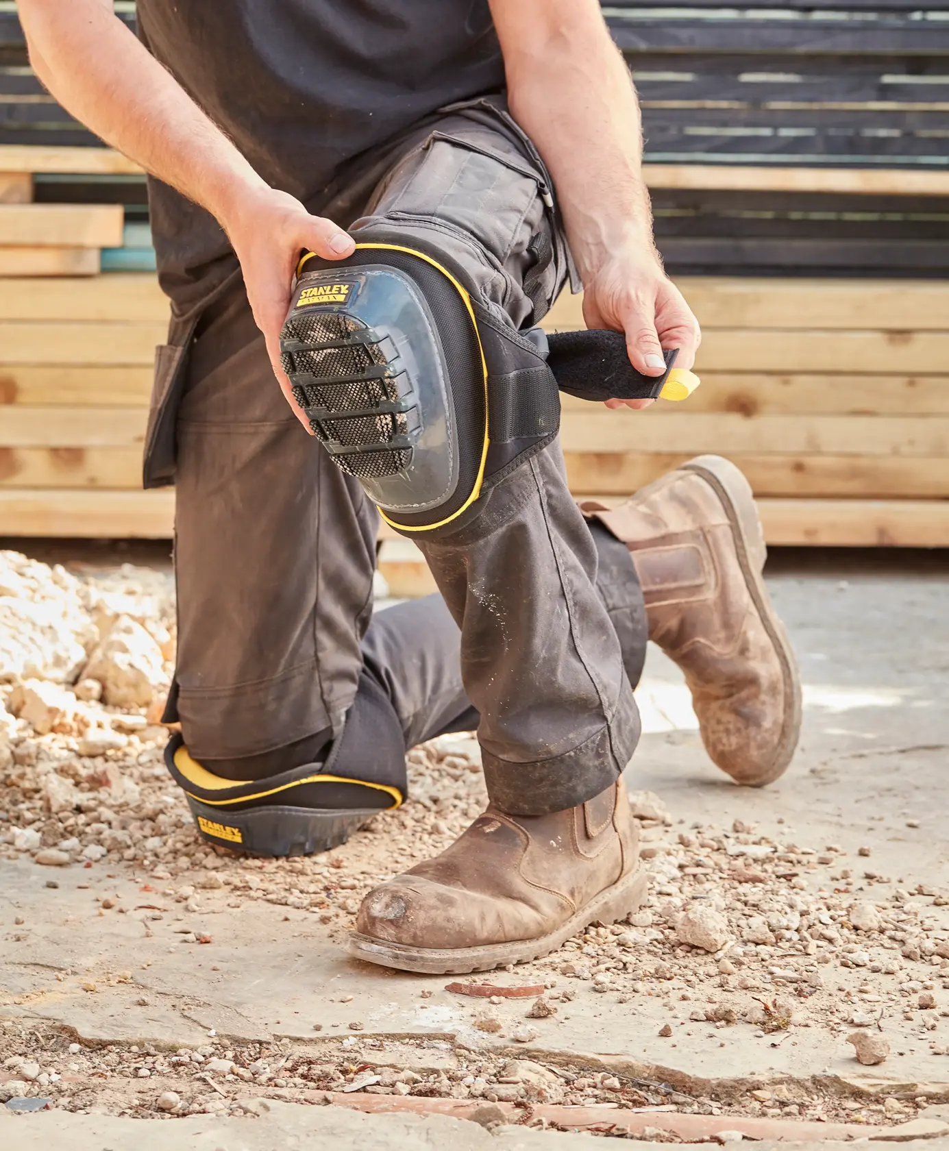 Genouillères gel avec coque stabilisatrice STANLEY® FATMAX®