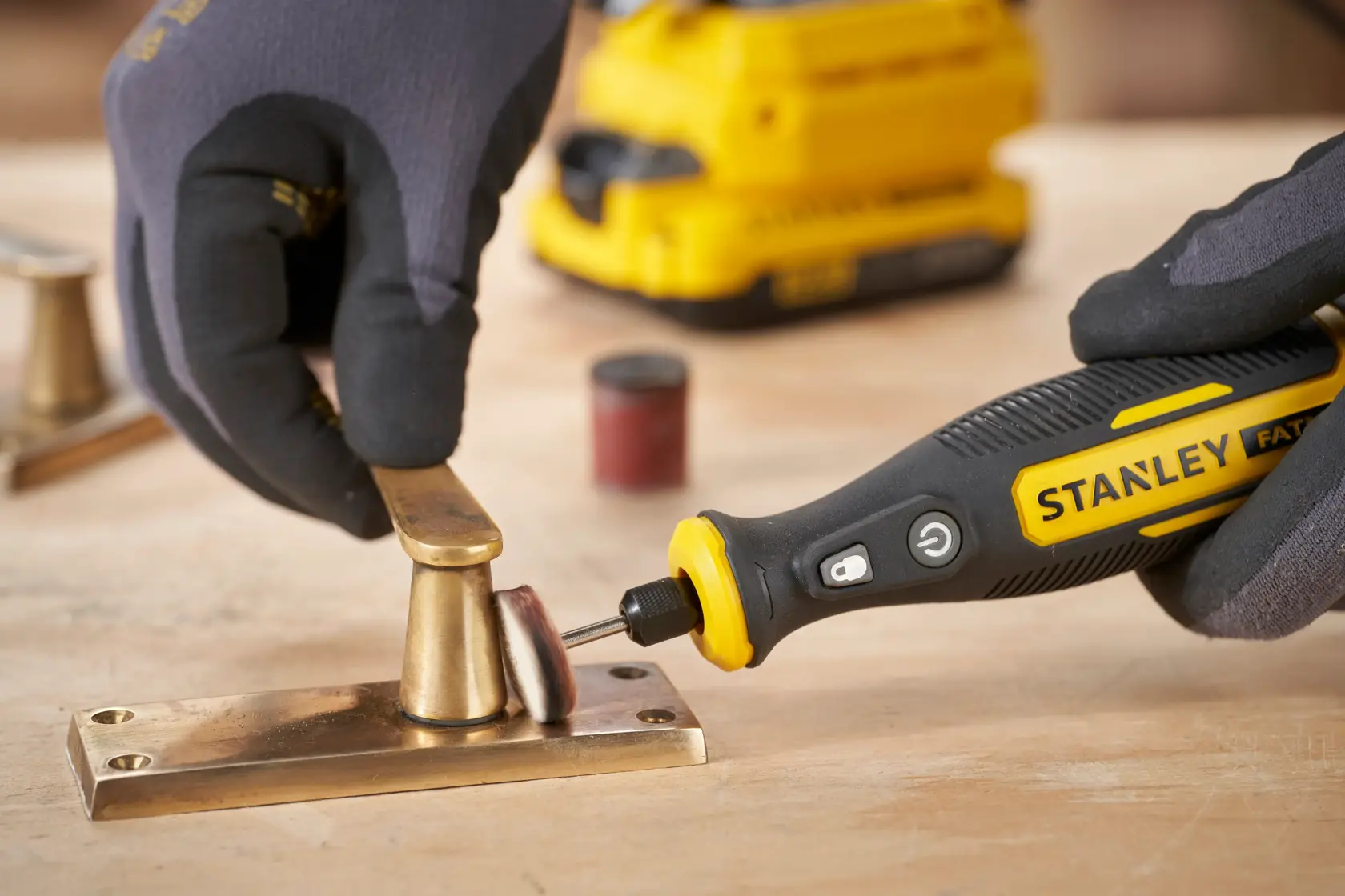 18V STANLEY® FATMAX® V20 Rotary Tool 