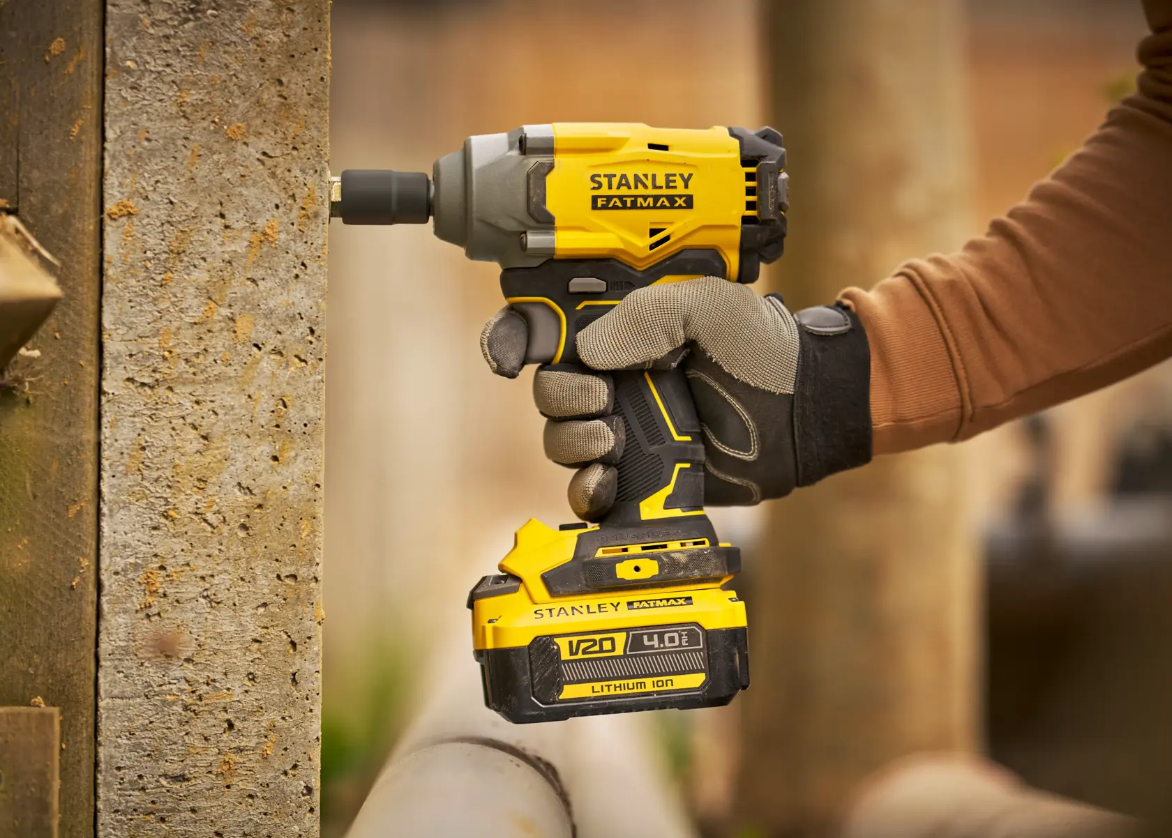 STANLEY® FATMAX®V20 Boulonneuse À Chocs 1/2" Brushless 370 Nm - Lithium 18v (Outil Seulement)