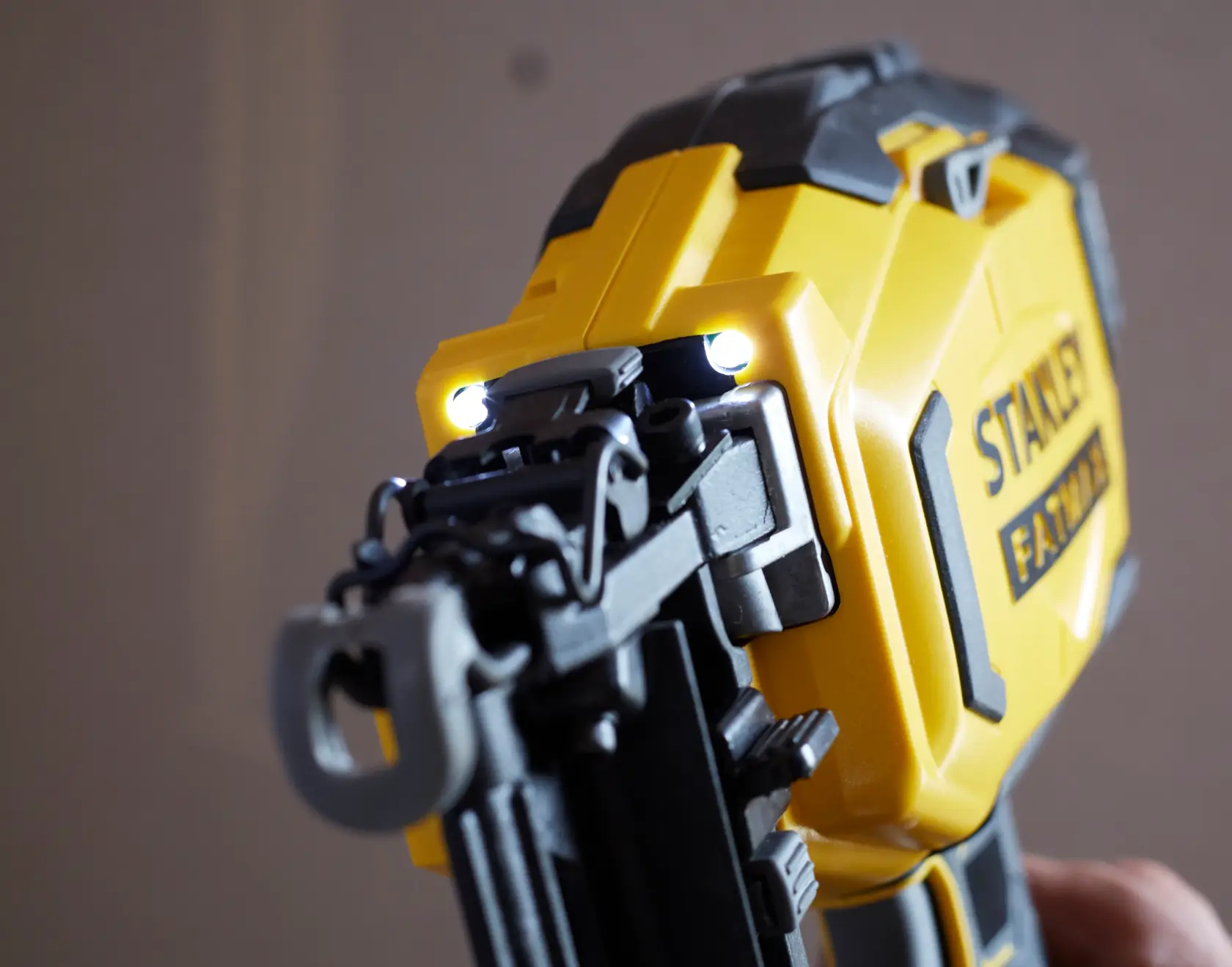 STANLEY® FATMAX® Cloueur De Finition 16ga 18V