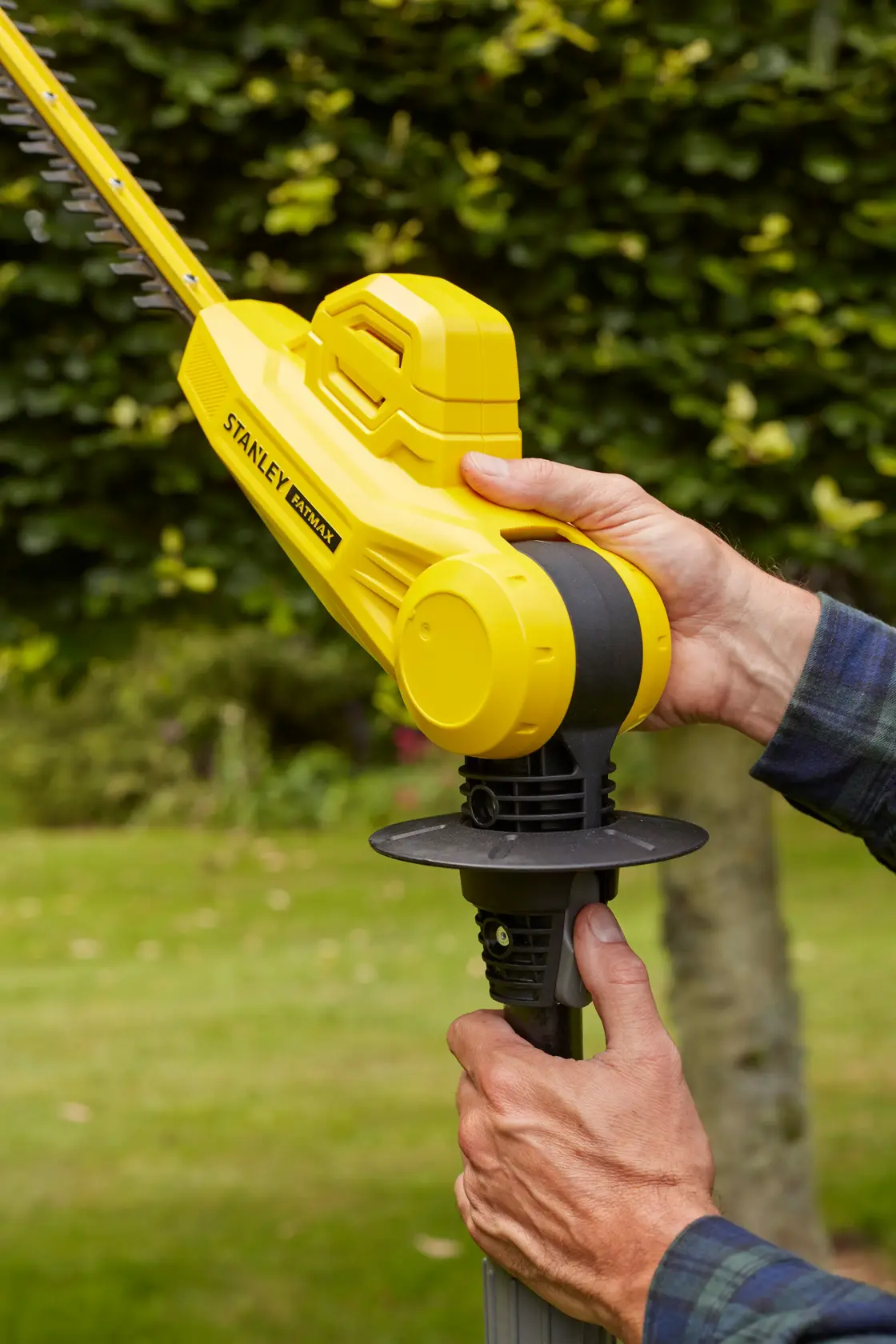 Taille-haies sur perche 18V STANLEY® FATMAX® V20 (1 batterie 4Ah)