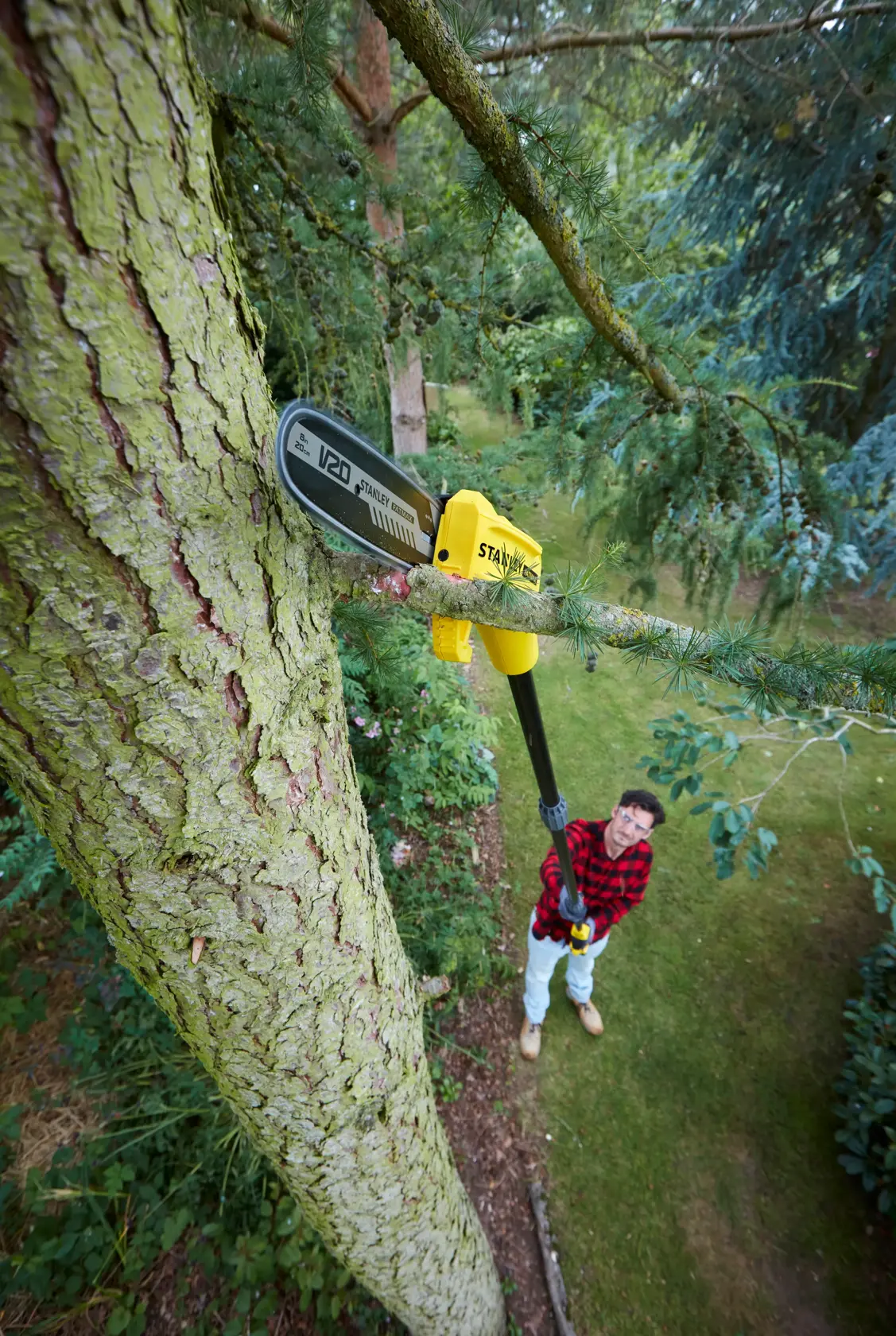 Élagueuse sur perche 18V STANLEY® FATMAX® V20 (1 batterie 4Ah)