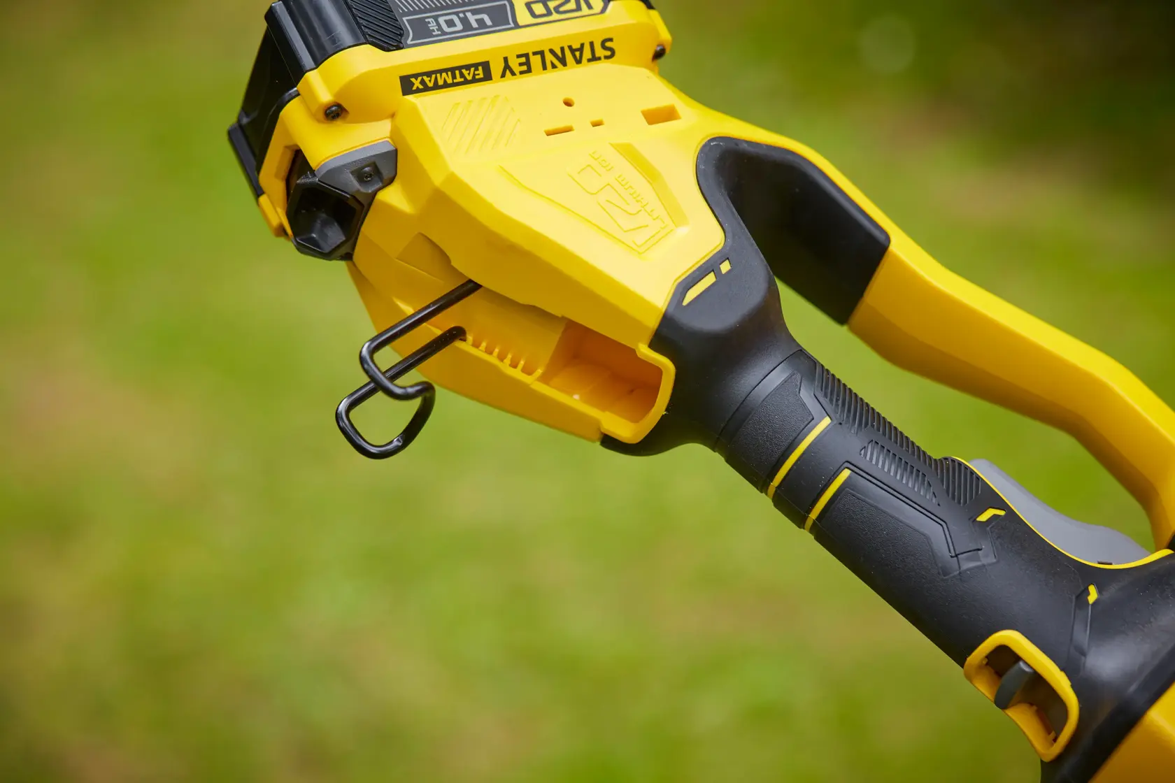 Élagueuse sur perche 18V STANLEY® FATMAX® V20 (1 batterie 4Ah)