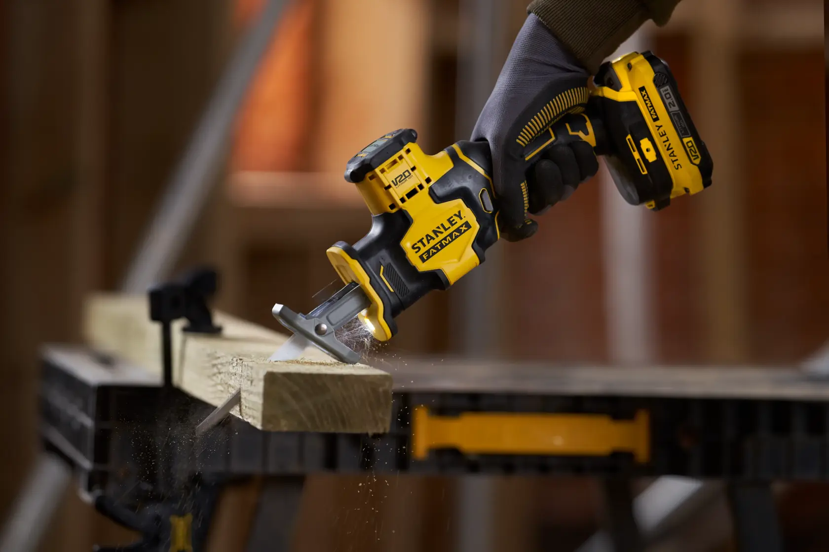 18V STANLEY® FATMAX® V20 Brushless One-Handed Reciprocating Saw