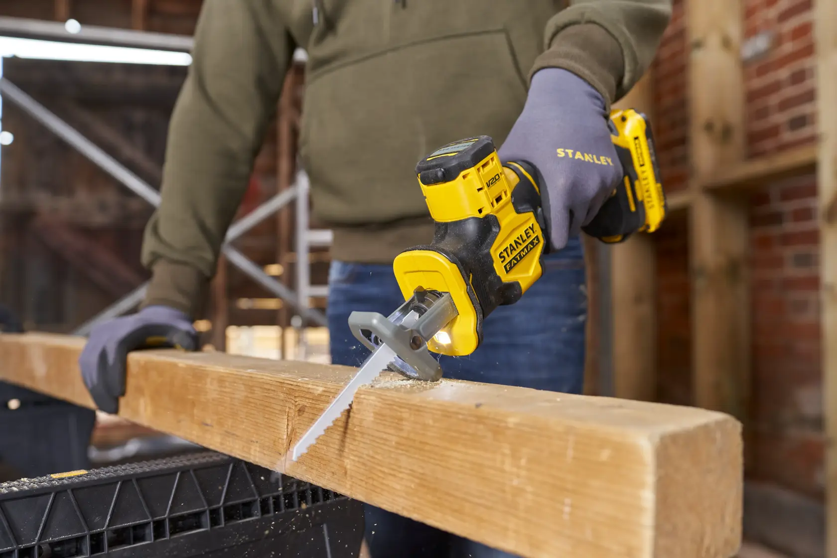 18V STANLEY® FATMAX® V20 Brushless One-Handed Reciprocating Saw