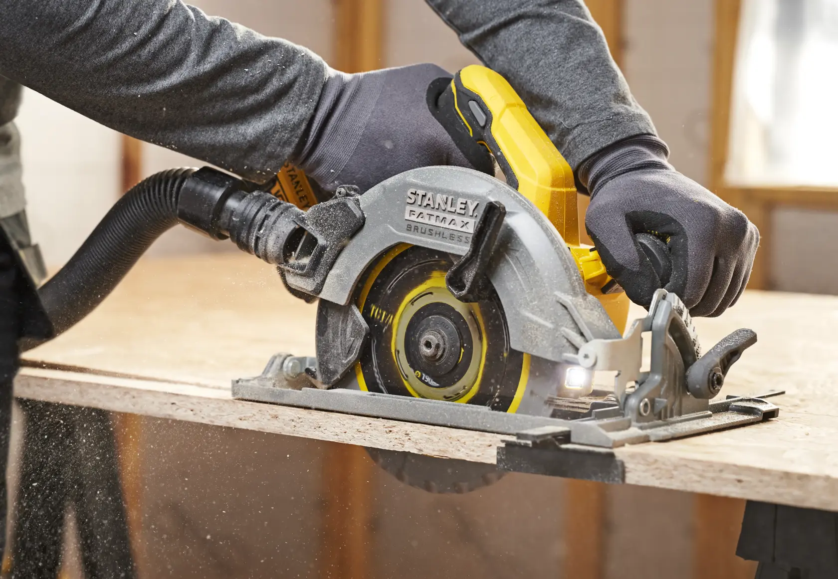 18V STANLEY® FATMAX® V20 Cordless Brushless Circular Saw (Tool Only)