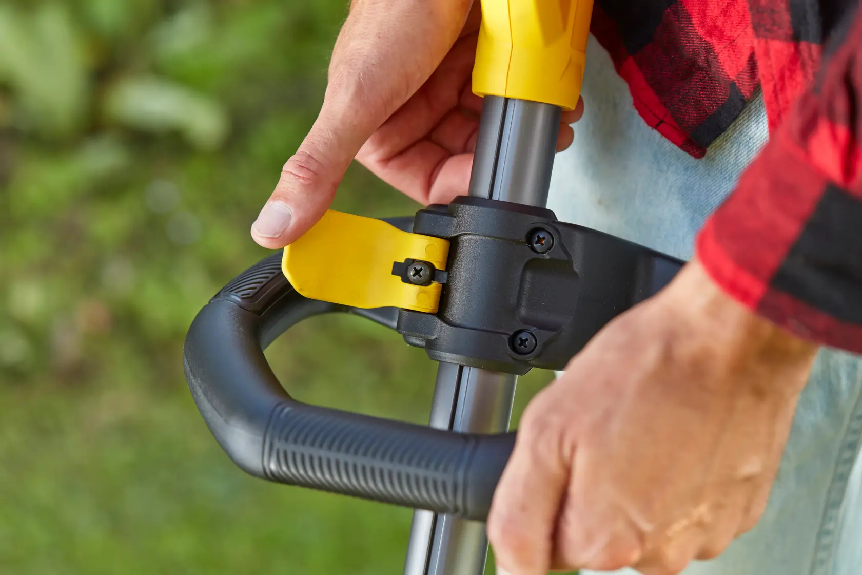 Coupe-bordures brushless 33 cm 18V STANLEY® FATMAX® V20 (1 batterie 4Ah)