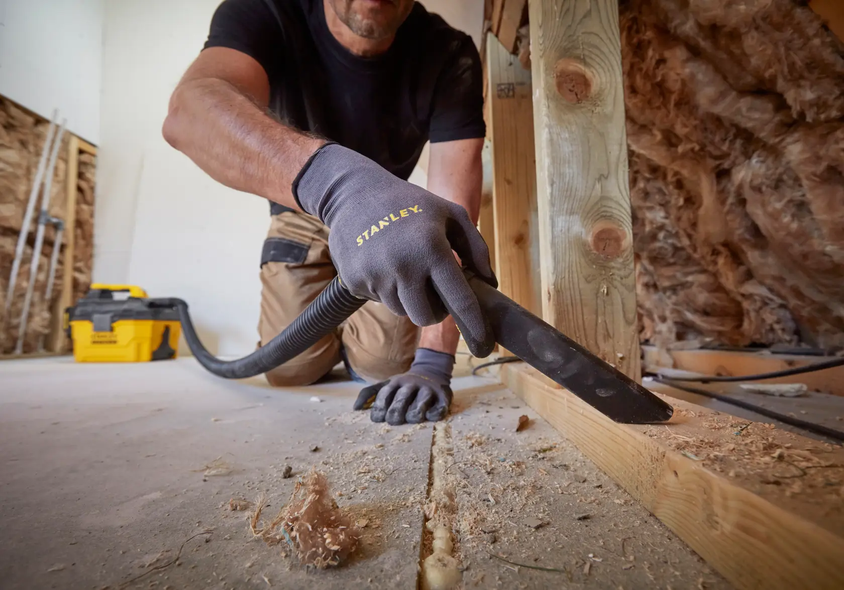 STANLEY® FATMAX® Aspirateur À Eau Et Poussière Sans Fil - 18v - 59 M³/S, 7,5 L - Gamme V20 (Outil Seulement)