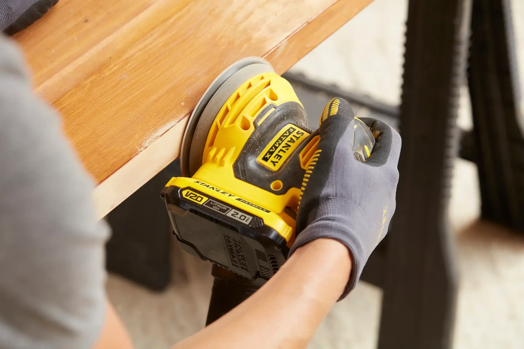 STANLEY® FATMAX® V20 Ponceuse excentrique 18V