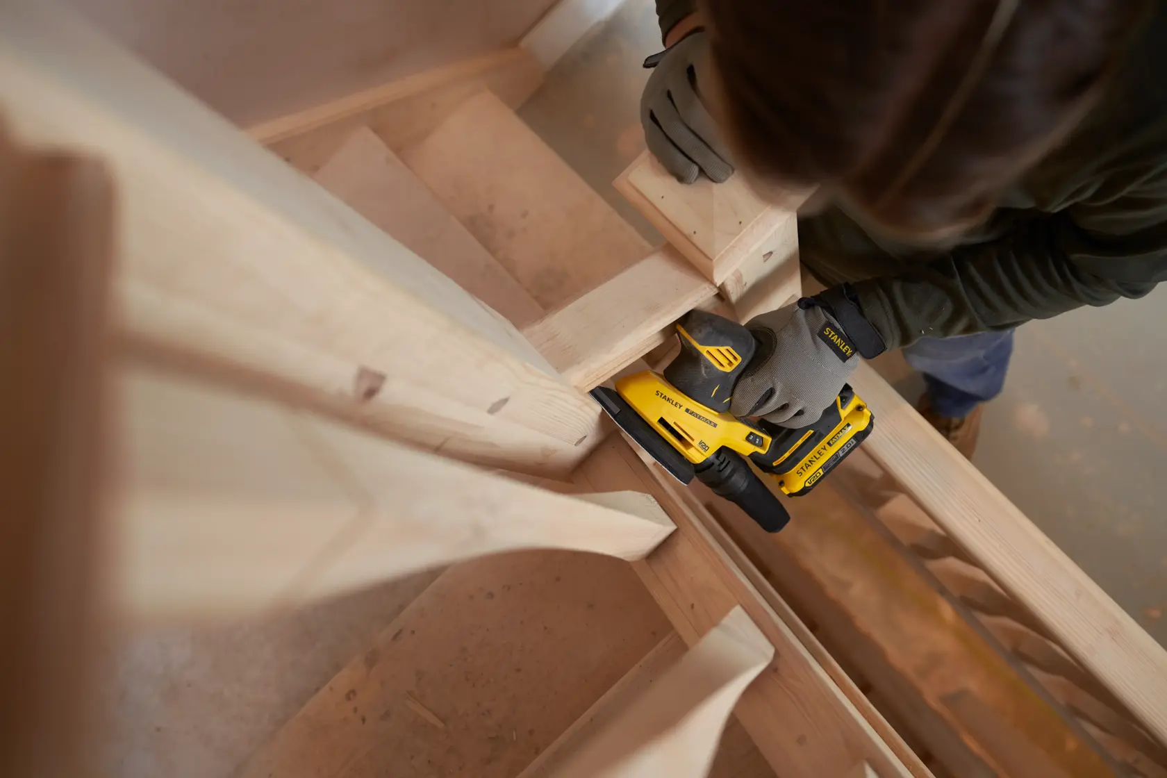 18V STANLEY® FATMAX® V20 Detail Sander with 1 x 2.0Ah Lithium-Ion Battery and Soft Bag