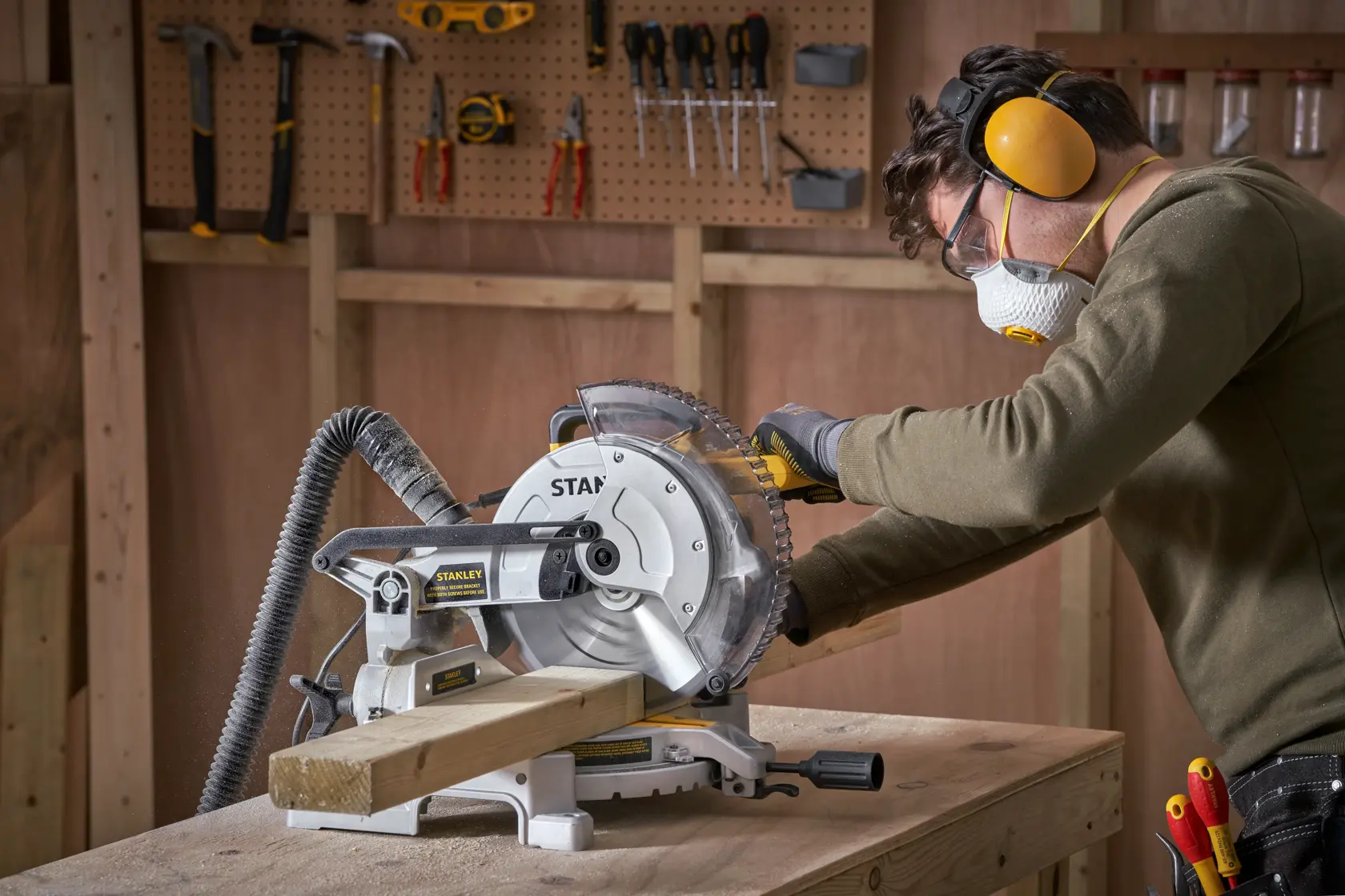 STANLEY® AC 1650W 254mm Compound Slide Mitre Saw