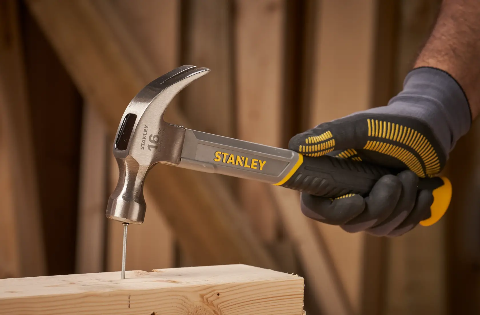 STANLEY Fibreglass claw hammer