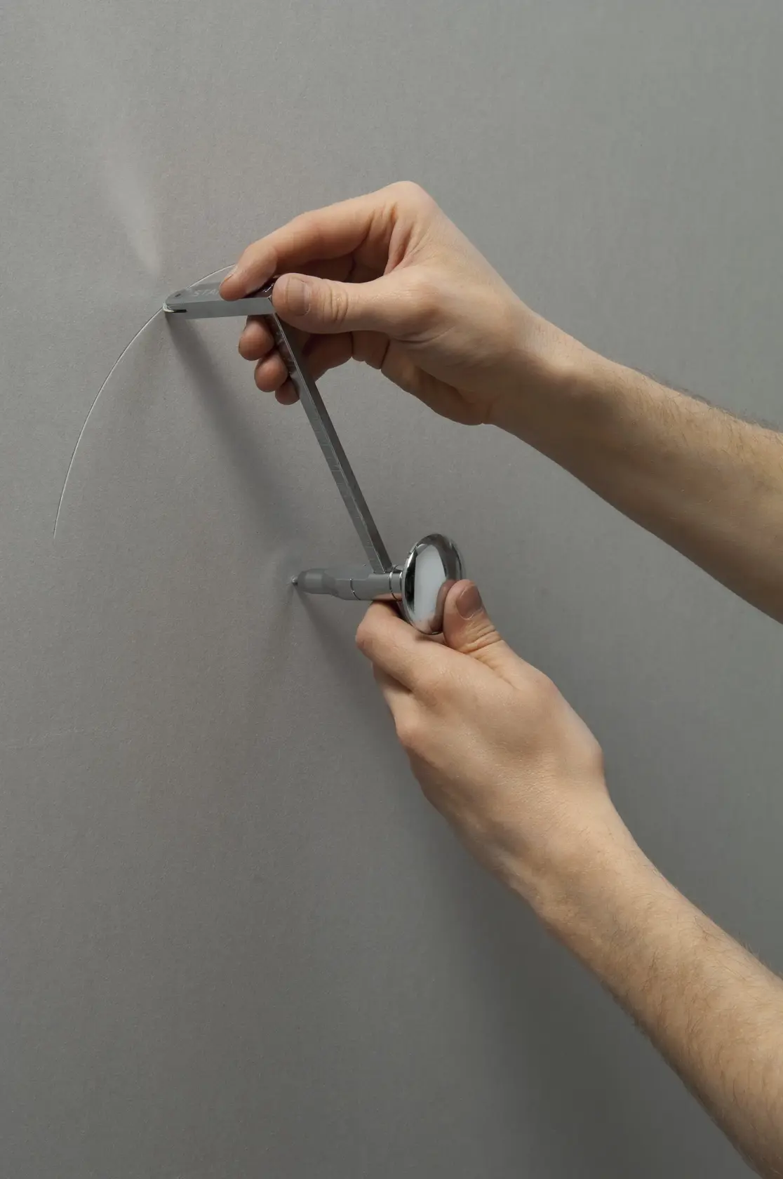 STANLEY® Compas de découpe