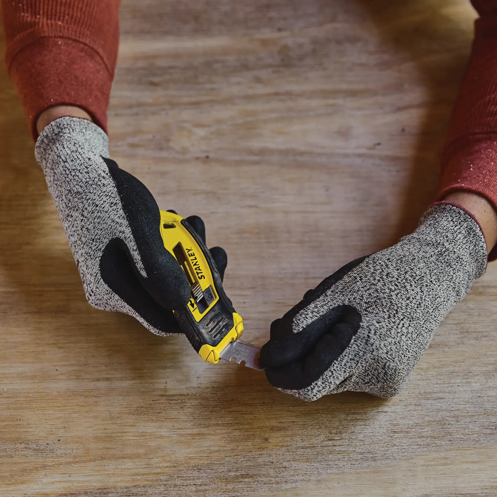 STANLEY® Couteau Prãcision Lame Rãtractable