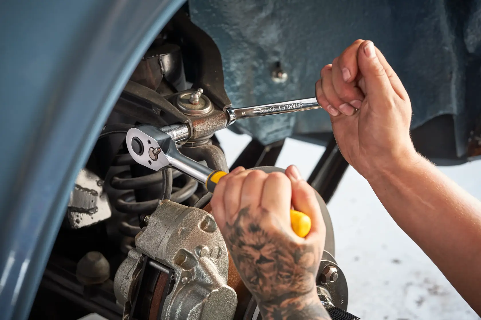 STANLEY® Compact 1/4" 72 Tooth Ratchet and Socket Set with accessories (37 pieces)