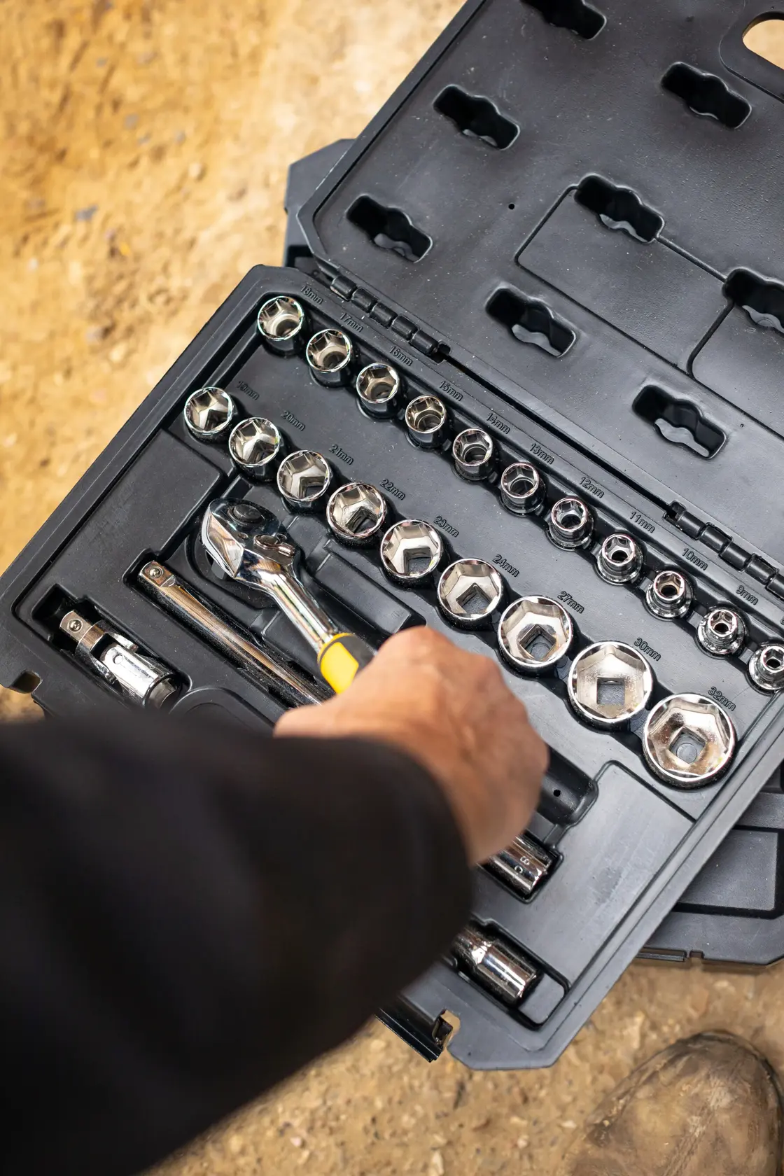 Jeu de clés à cliquet 72 dents et de douilles avec accessoires, 24 pièces 1/2'' STANLEY®