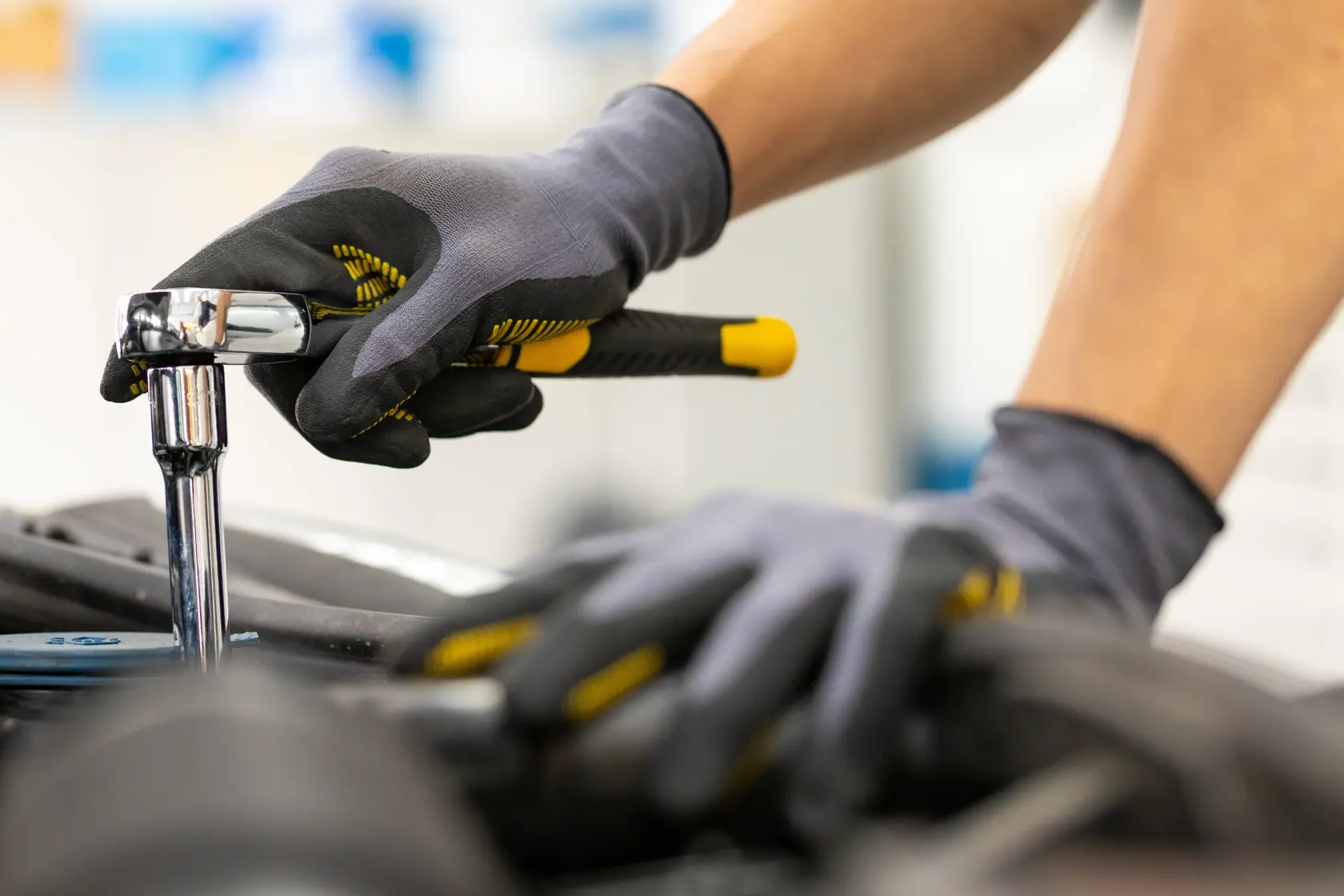 Jeu de clés à cliquet 72 dents et de douilles avec accessoires, 24 pièces 1/2'' STANLEY®