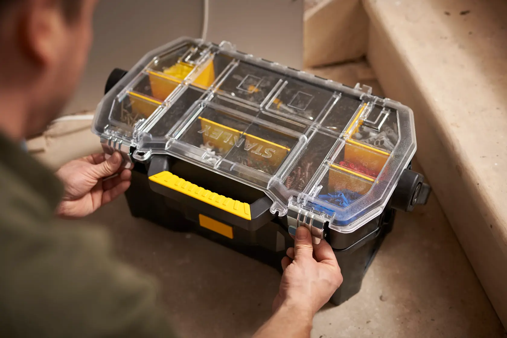 STANLEY® 19 po. Fourre-tout à outils avec organisateur supérieur