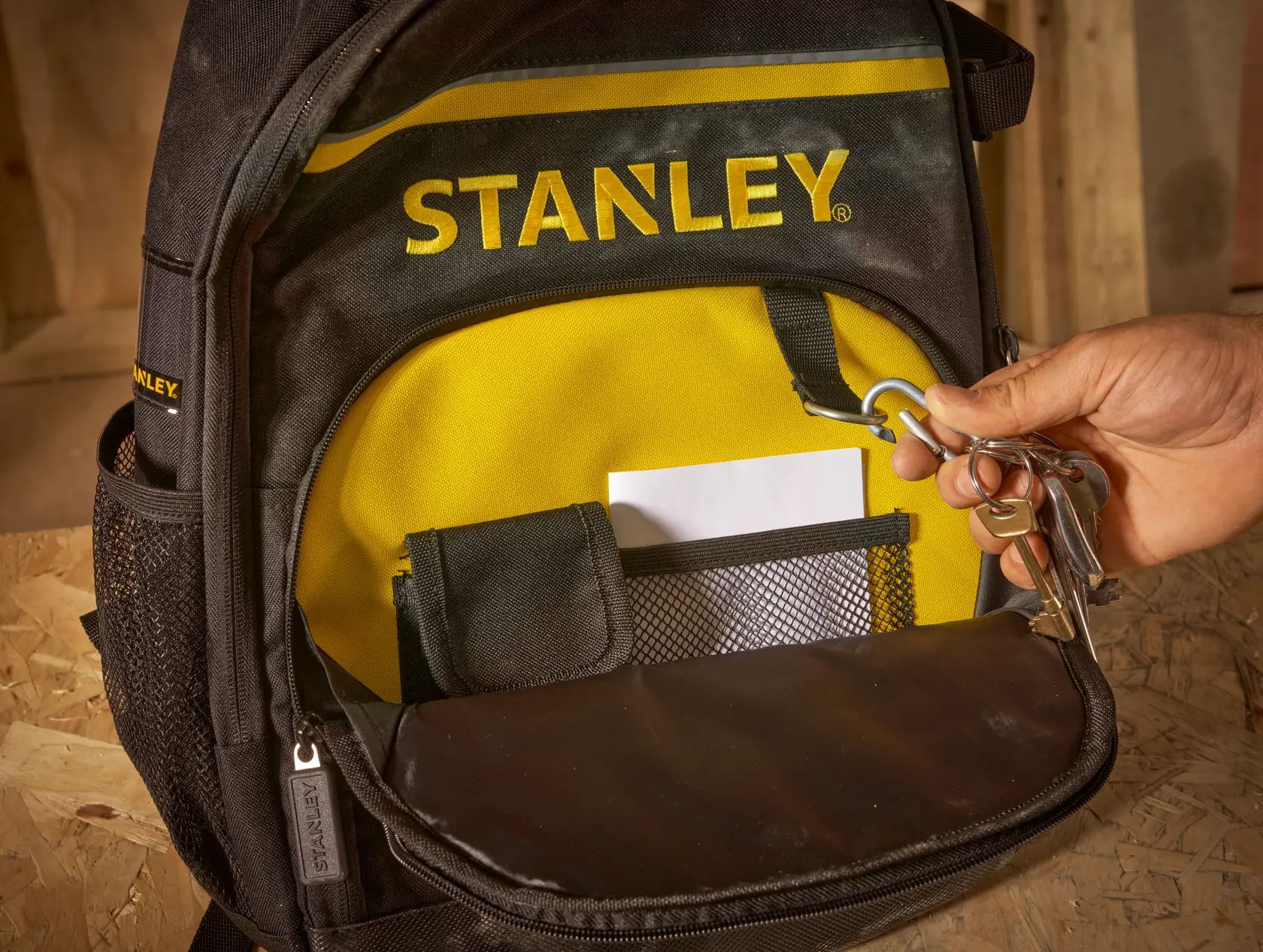 STANLEY® Bag on Wheels Application Shot