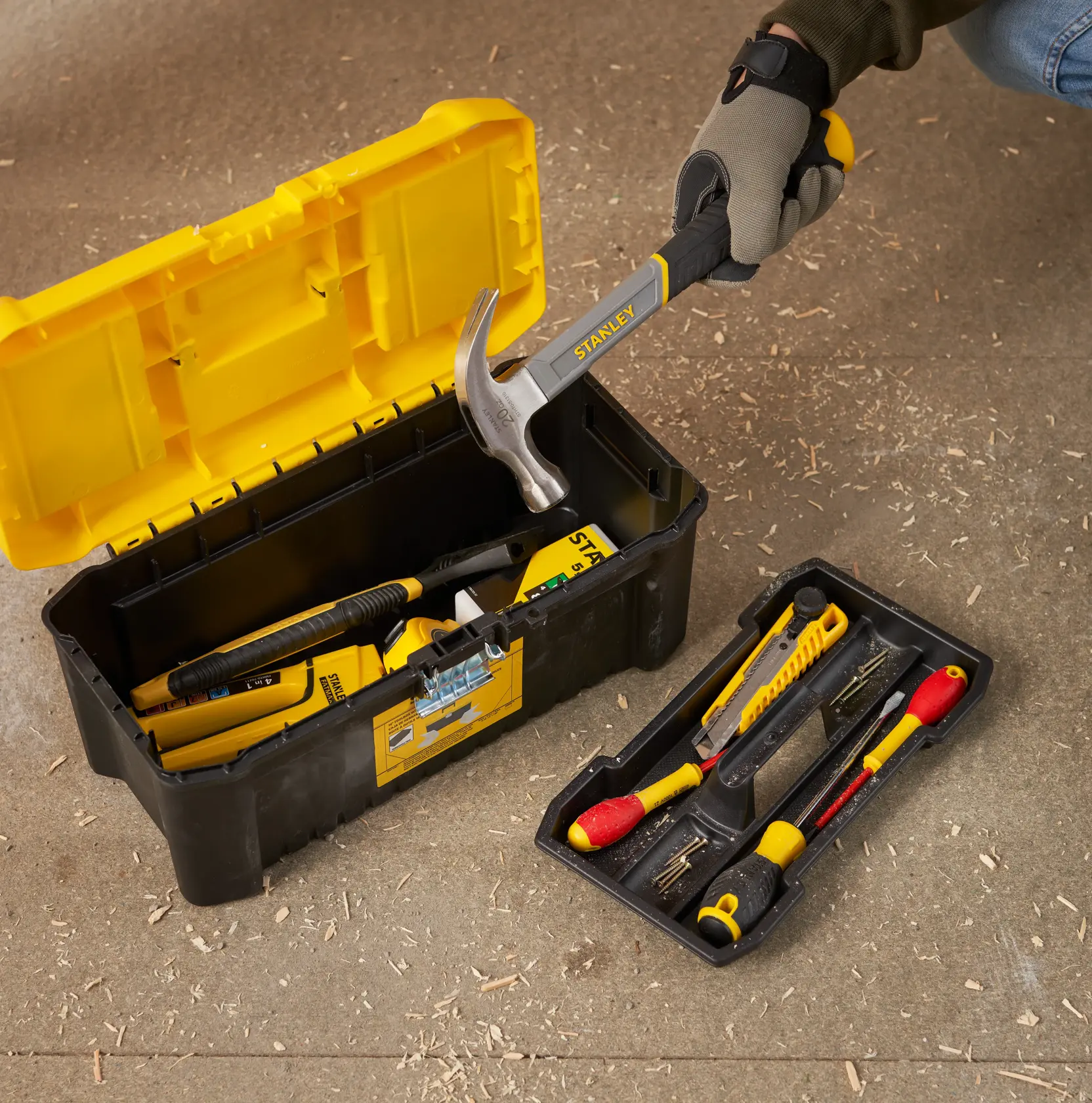 STANLEY® 16 Po. Boîte À Outils Avec Organisateurs Amovibles