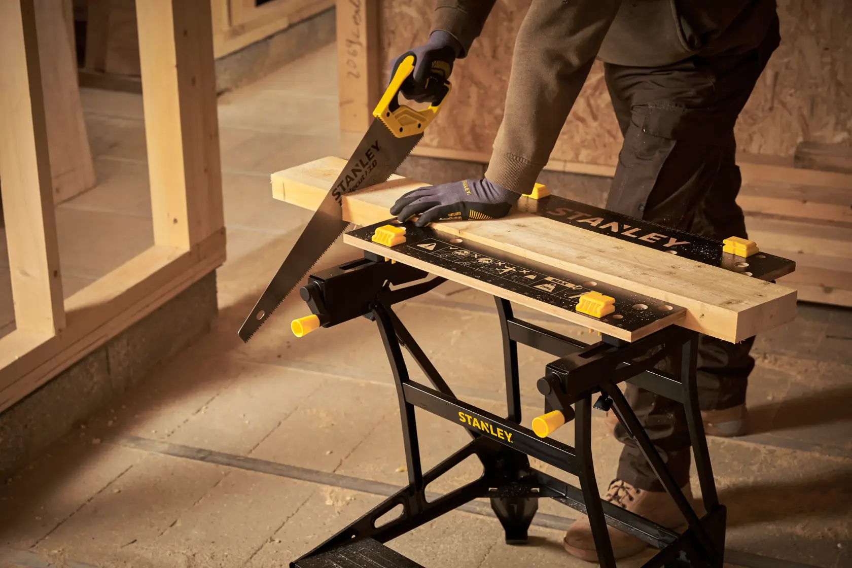 STANLEY® Établi Et Étau  2-En-1